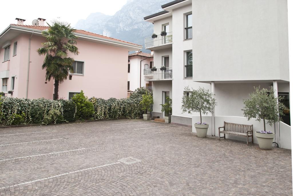 Hotel Garni Villa Maria Riva del Garda Kültér fotó
